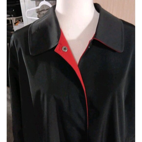 Centigrade Outerwear 1X Ladies Reversible Raincoat Black/Red Snap Front Mid Leng - Picture 4 of 8
